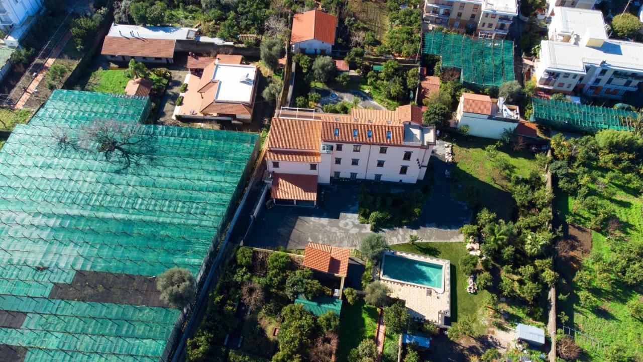 ホテル Sorrentobay サンタニェッロ エクステリア 写真